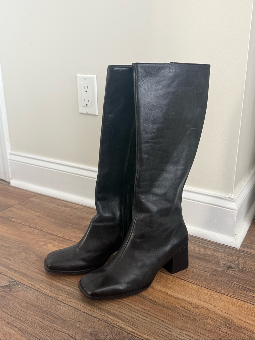 Easy Spirit Black Leather Knee-High Block Heel Boots
